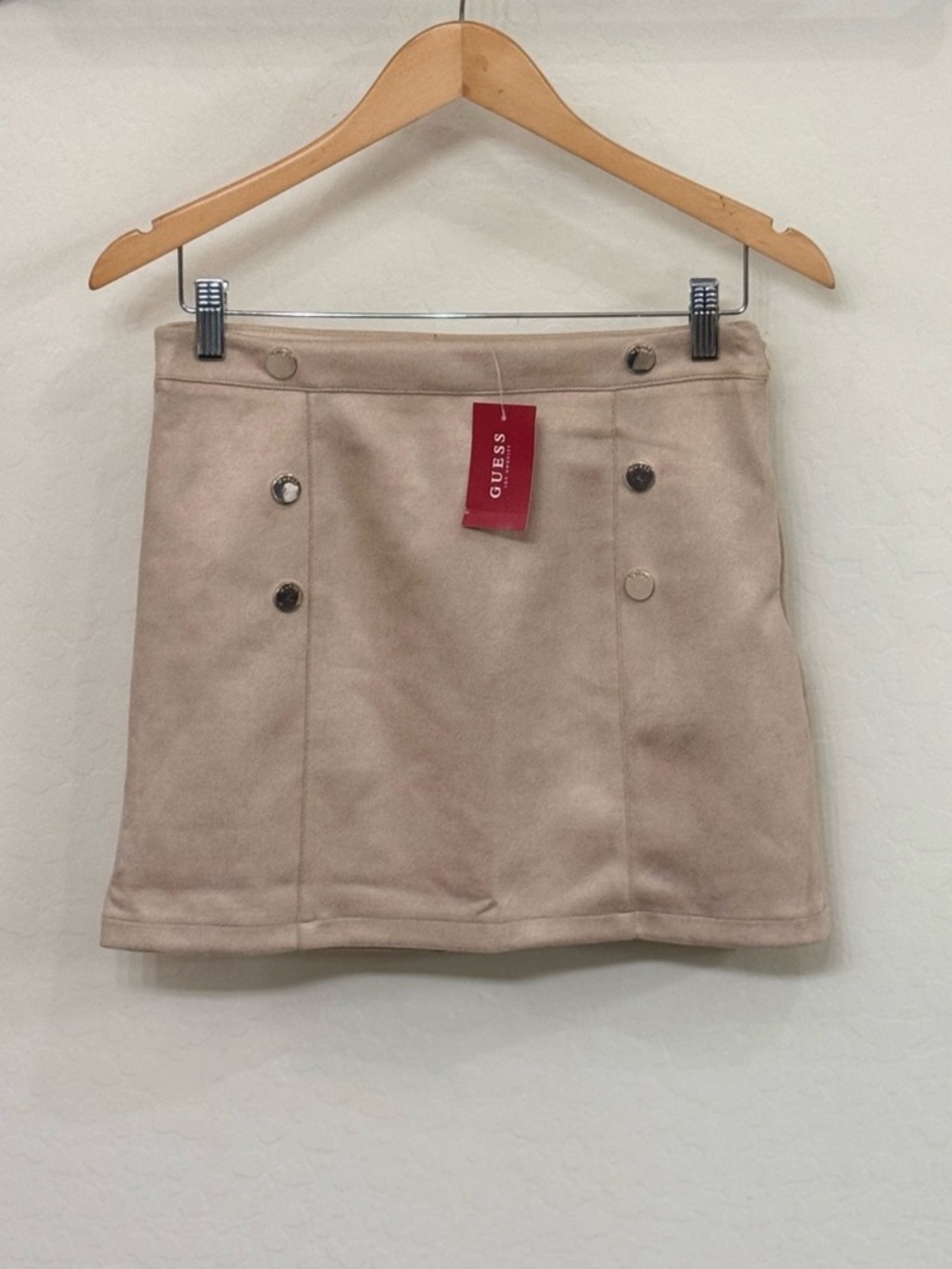 NWT GUESS Reiki Faux Suede Mini Skirt Button Accent Dulce Cream Small